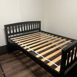FULL MATTRESS AND FRAME WITH TWIN TRUNDLE