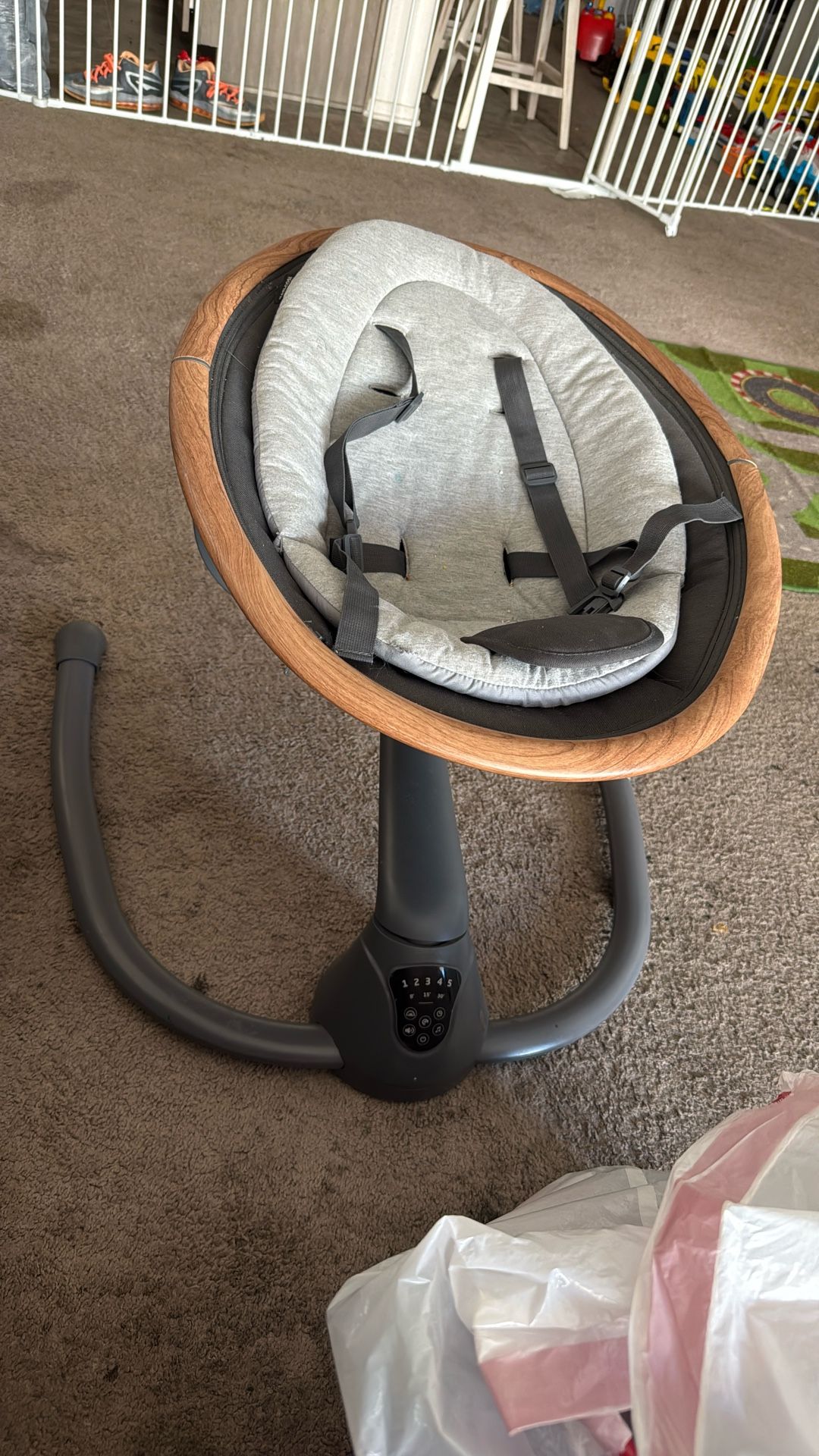 Maxi Cosi Baby Swing