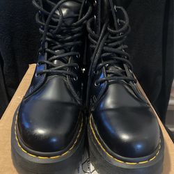 JADON BLACK Dr AirWair. Martens