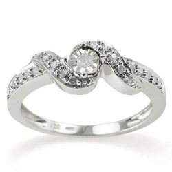 Beautiful 1/4 Cttw White Gold over Sterling Silver Diamond Ring 