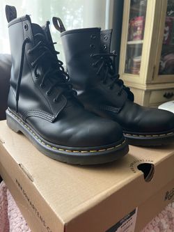 Dr. Martens Black Women Size10