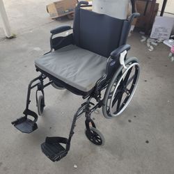 Invacare 9000 xdt wheelchair big sixe