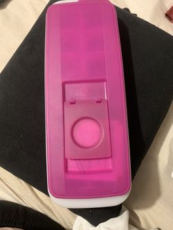 Tupperware covered ice cube tray