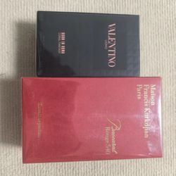 Bacharach Rouge 540 And Valentino Born In Roma Coral Fantasy 