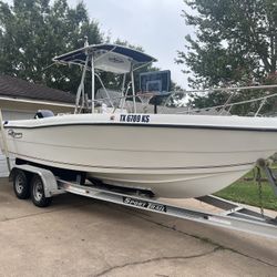 ProSport BlueWater 2200 Boat w/ Yamaha 250 hp OX66 Fuel Injection (trailer included)