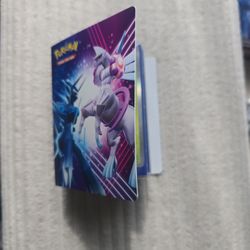 Pokemon Mini Binder 28 Pokemon Cards Included 