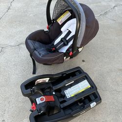 Baby Car Seat w/Base