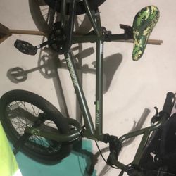 Green Boys Bicycle 