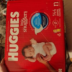 Huggies Little Snugglers