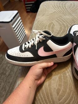 Nike women’s size 10