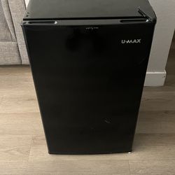 U-Max Mini Fridge