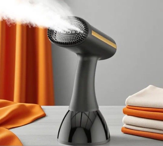 Hand Steamer. New. Never Used, Never Opened!