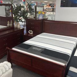 Bedroom Furniture Special👍Beautiful Cherry Wood 5pc Bed Set On Sale Only $499 DONT MISS 🤑