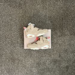 Jordan 6 Travis Scott British Khaki Size 7M