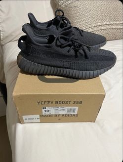 YEEZY 350 V2  CINDERS