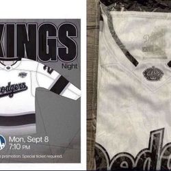 Dodgers 2025 LA Kings Night Jersey SGA Monday 9/8/25 SIZE XL