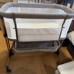 Bedside Baby Bassinet 