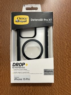 iPhone 15 Pro OtterBox Defender Pro XT MagSafe Compatible 