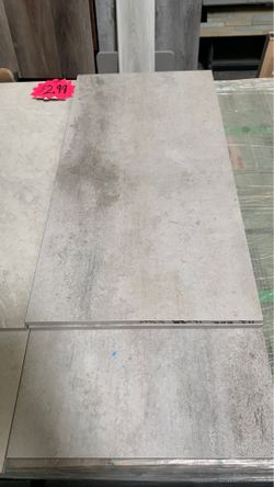 Porcelain tile