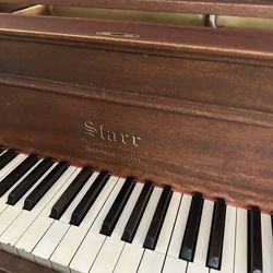 Starr baby Grand Piano 
