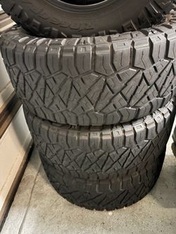 Nitto Terra Grappler 325/60R20