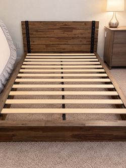 Low Profile Solid Wood Full Bed