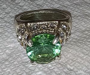Sz8 Silver Plated Maine 6.26 CTW Lab Created Green Tourmaline Ring CZ-encrusted setting NOS