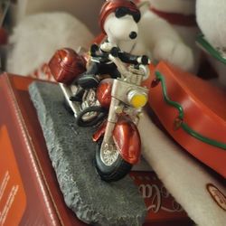 Peanuts Joe Cool on Motorcycle with Woodstock (Westland No. 8224)