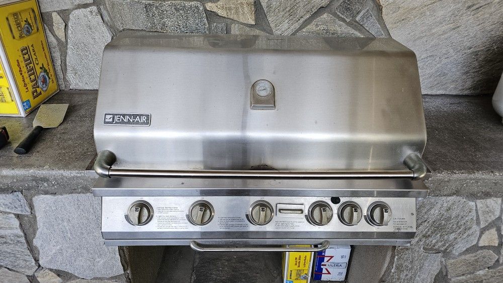 Jenn Air Grill for Sale in Whittier, CA OfferUp