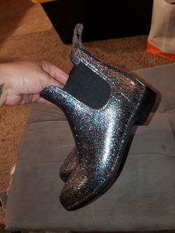 Western Chief girl's glitter ankle boots -size 4