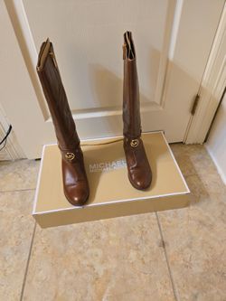 Michael Kors brown boots