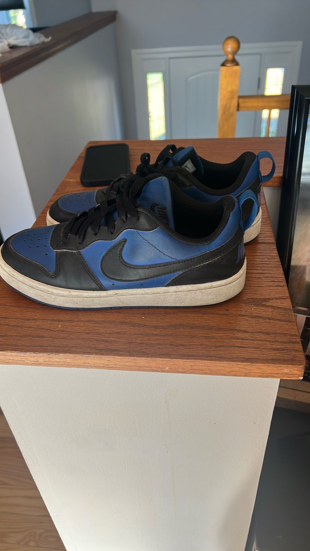 Size 5.5 Nike Shoes For Boys