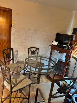 Glass kitchen table set