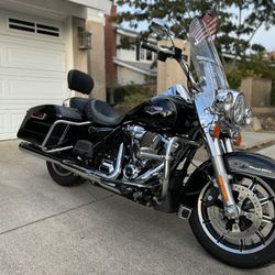 2017 Harley Road King - Stage IV