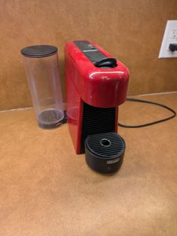 Nespresso Essenza Mini by De'Longhi
