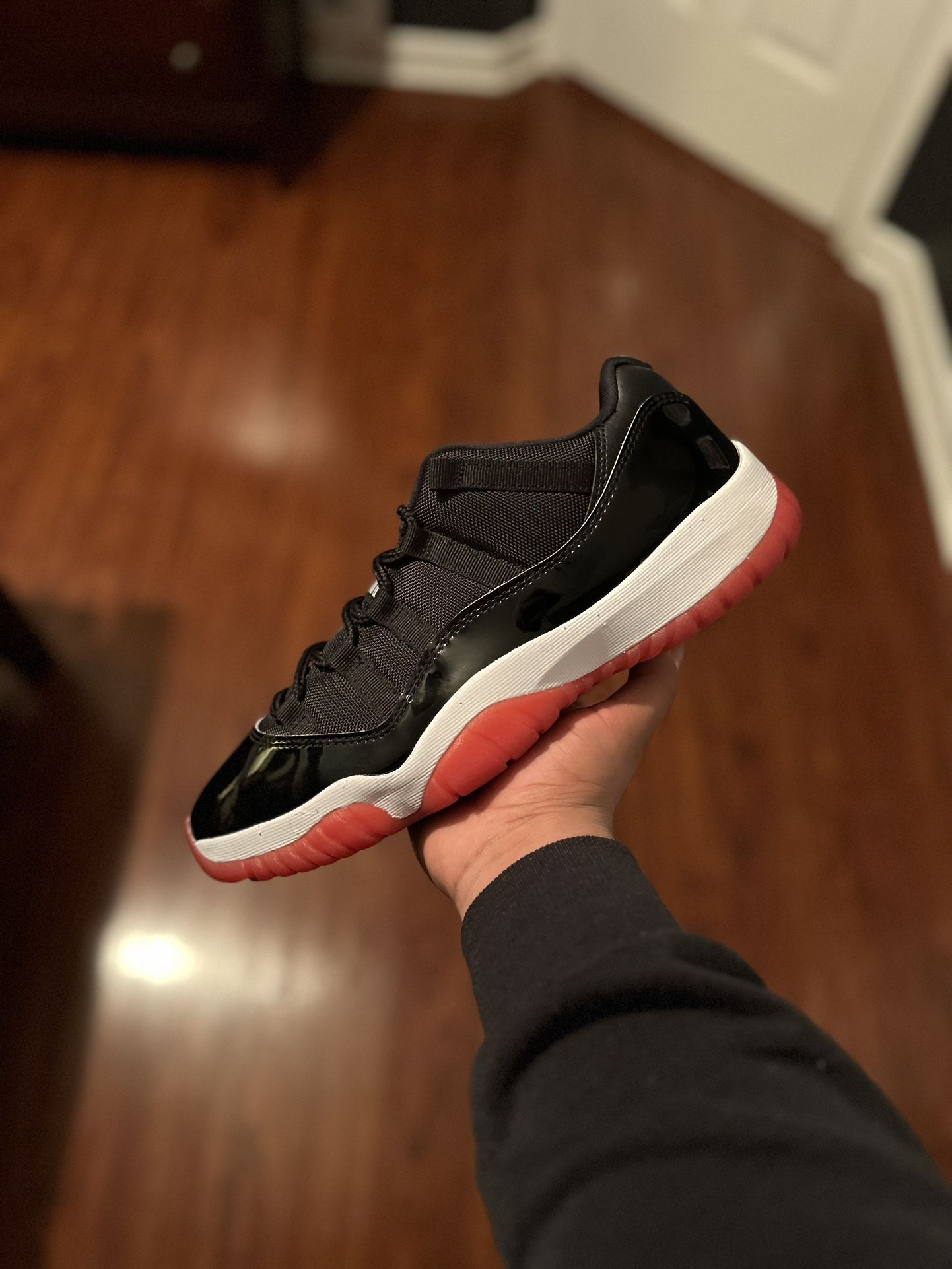 Jordan 11 Low Bred Sz 10.5 