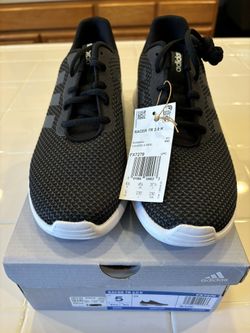Adidas Racer TR 2.0 k Running Shoes . Size 5