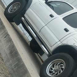 Sidestep Nerf Bars Made By Westin For Toyota Tacoma