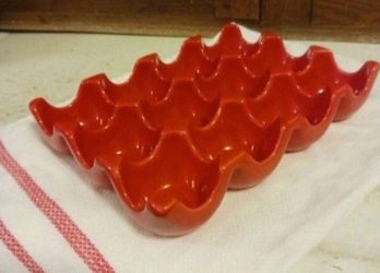 Like NEW Rachel Ray Red Ceramic Egg Tray ● It's AVAILABLE ● See Pics &  Description 