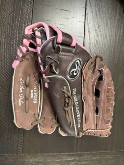 12” Rawlings softball glove