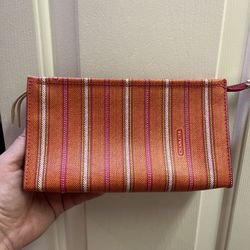 Coach Maekup Bag-Small 