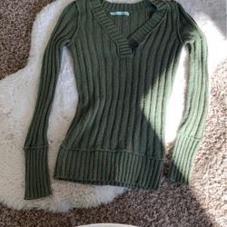 Maurices Women’s Small V Neck Sweater Green 