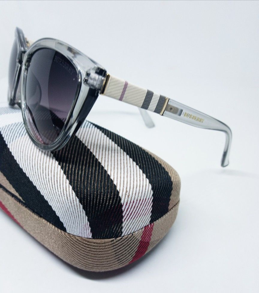 Burberry Luxury Fashion Sunglasses 