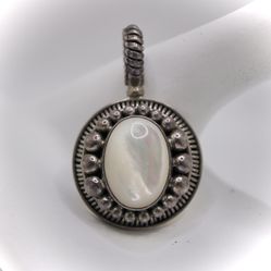Sterling Silver Mother of Pearl Pendant by BA Indonesia 1 1/16" W by 1 10/16" H, 18.88 Grams