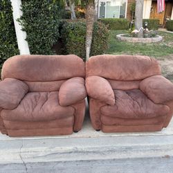 Free Chairs