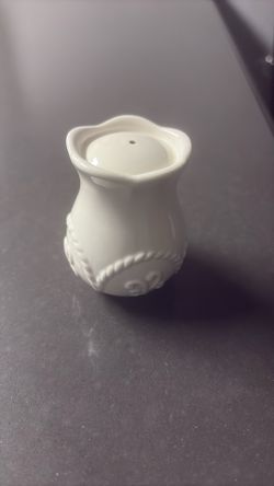 Princess House Salero/salt Or Pepper 