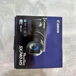Canon SX740 HS