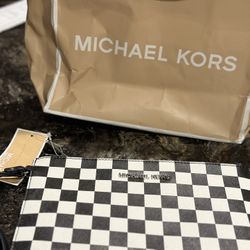 Michael Kors Leather Wristlet