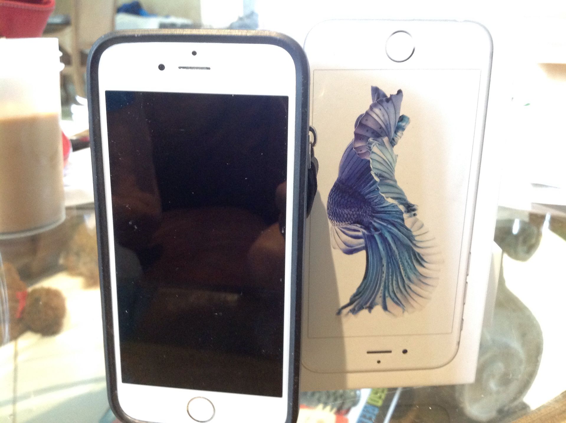 iPhone 6S 64g Unlocked in Excellent Condition w/free case