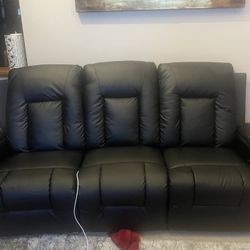  2 Manuel Reclining Couches 